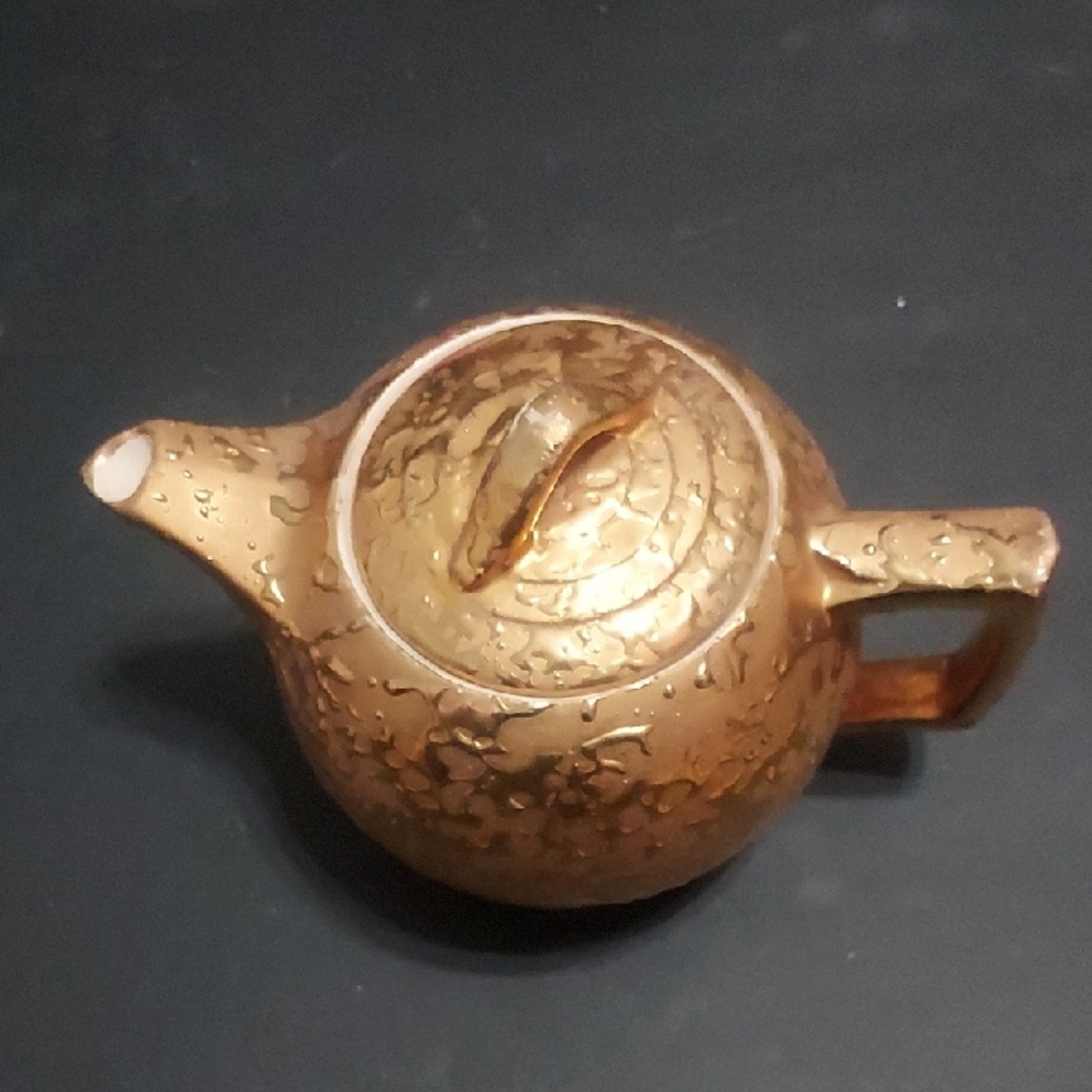 McCoy Gold Dripping Teapot,some Wear,Chip Under Tea Lid. Nice Collector Piece.